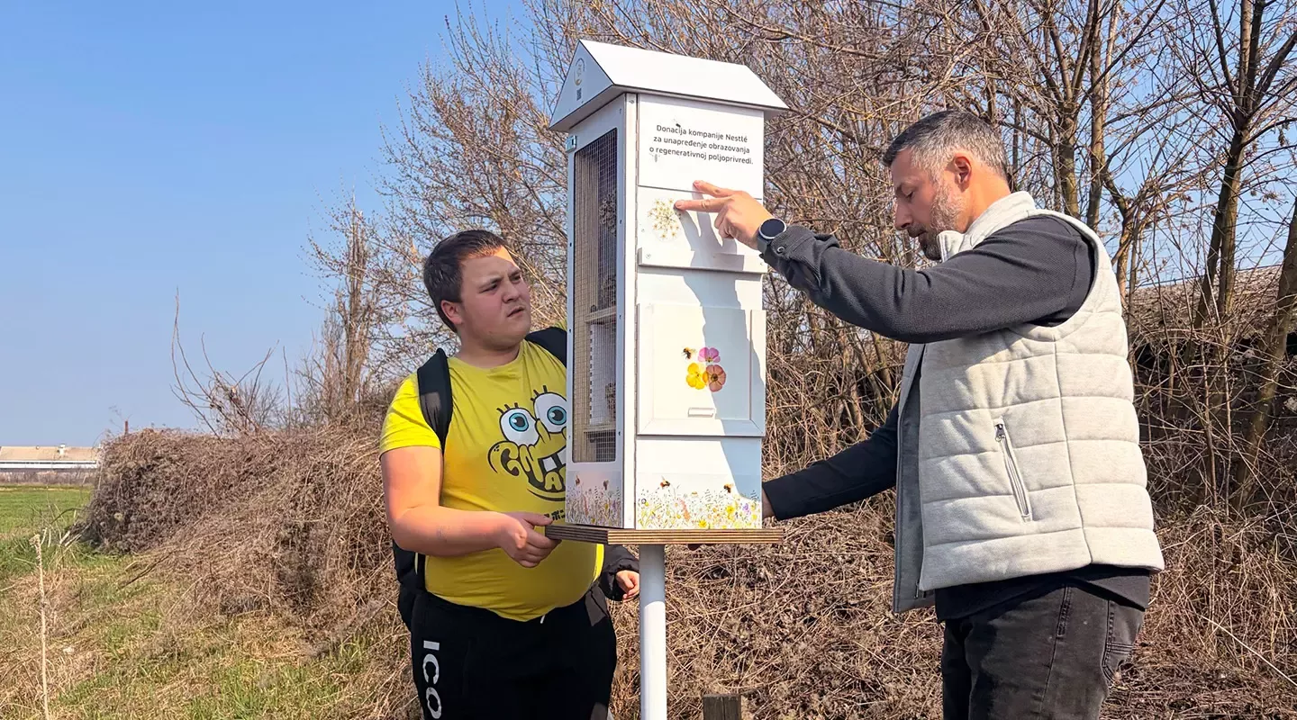 Zajedno pčelama na dar